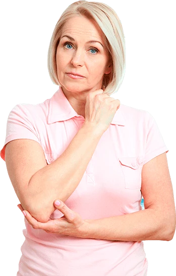 Femme souriante et confiante après une perte de poids réussie avec InDiva System, silhouette affinée.